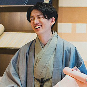 泉二 啓太さん（銀座もとじ 二代目）